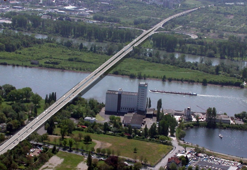 Wiesbaden Schiersteiner Brücke